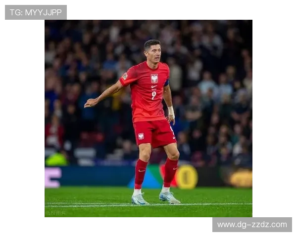 莱万多夫斯基远射进球集锦：本赛季多次关键破门展现状态回暖